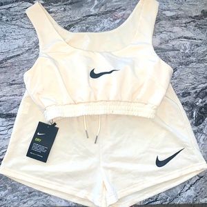 Nike nude 2 piece set